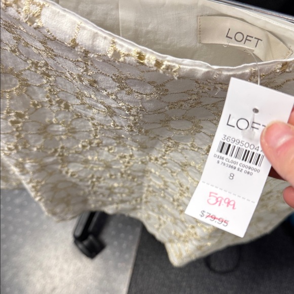Loft skirt size 8 // 021328 - Picture 2 of 2